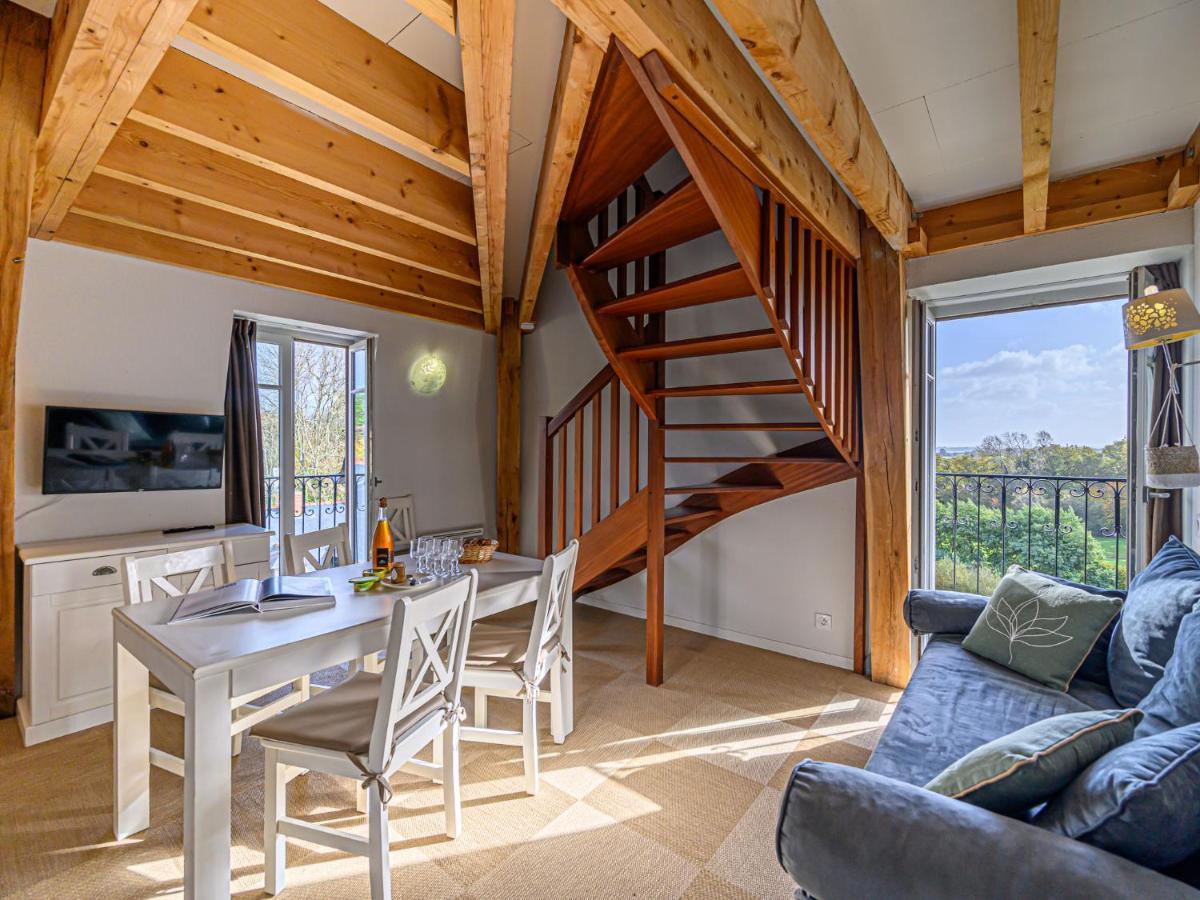 Apartment Le Chateau De Kergonano-13 By Interhome Baden Luaran gambar