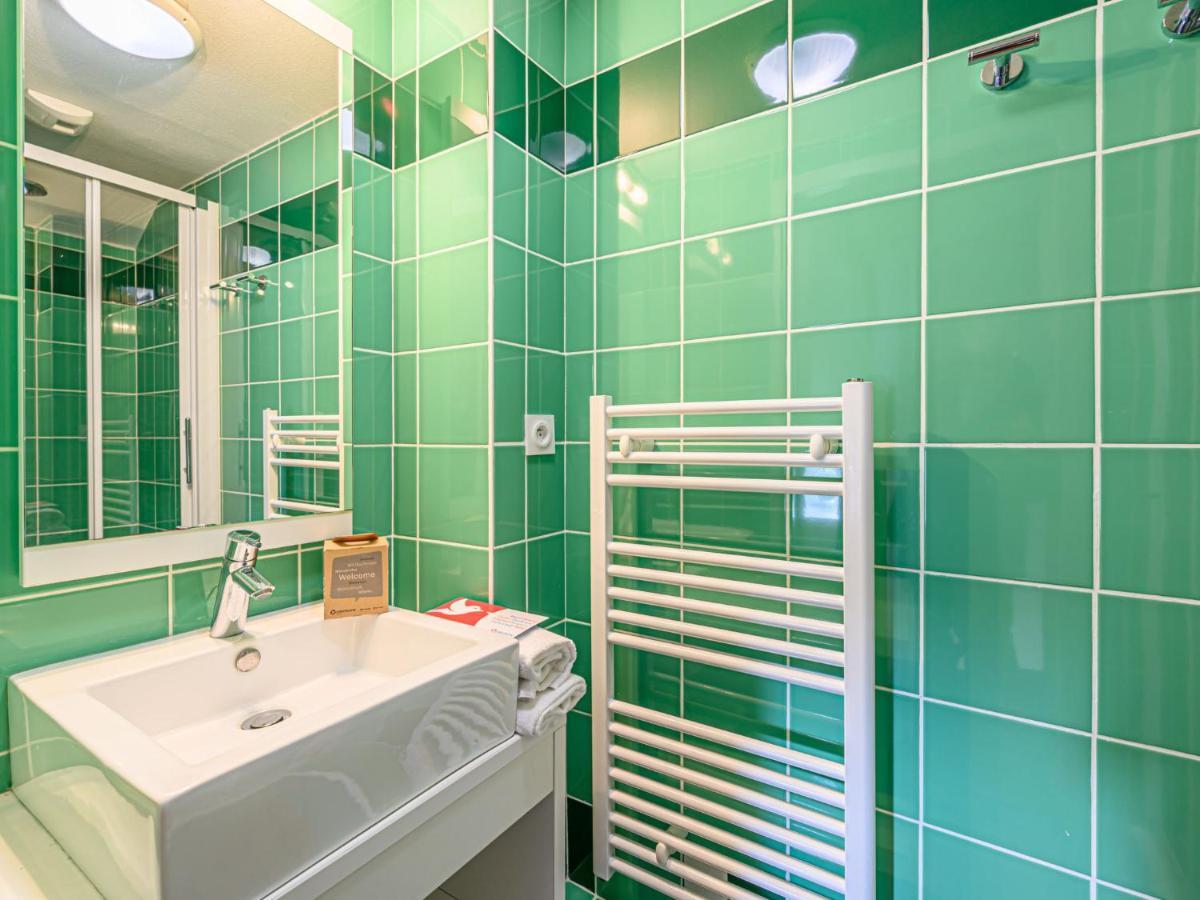 Apartment Le Chateau De Kergonano-13 By Interhome Baden Luaran gambar