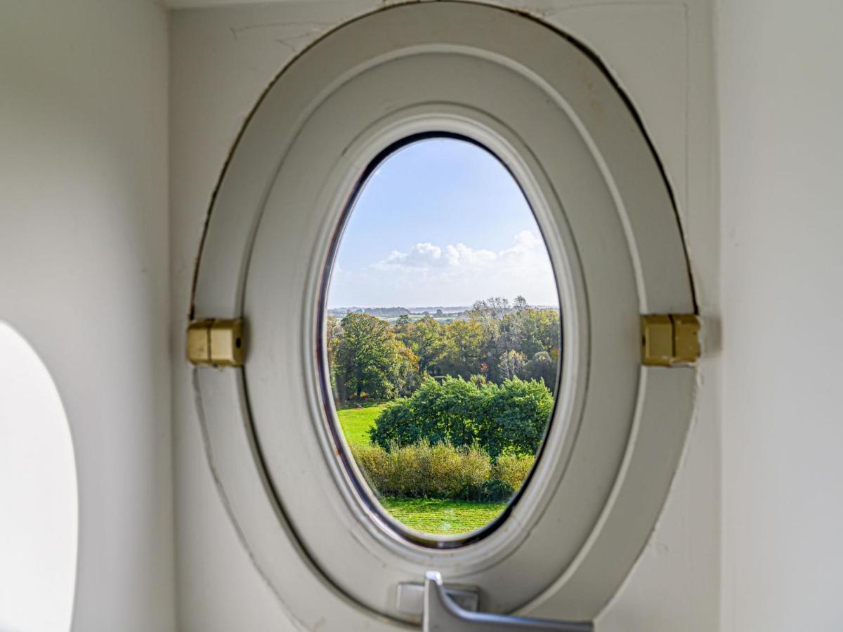Apartment Le Chateau De Kergonano-13 By Interhome Baden Luaran gambar