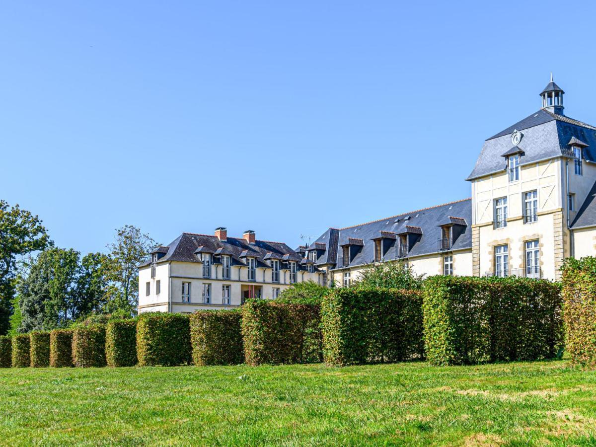 Apartment Le Chateau De Kergonano-13 By Interhome Baden Luaran gambar